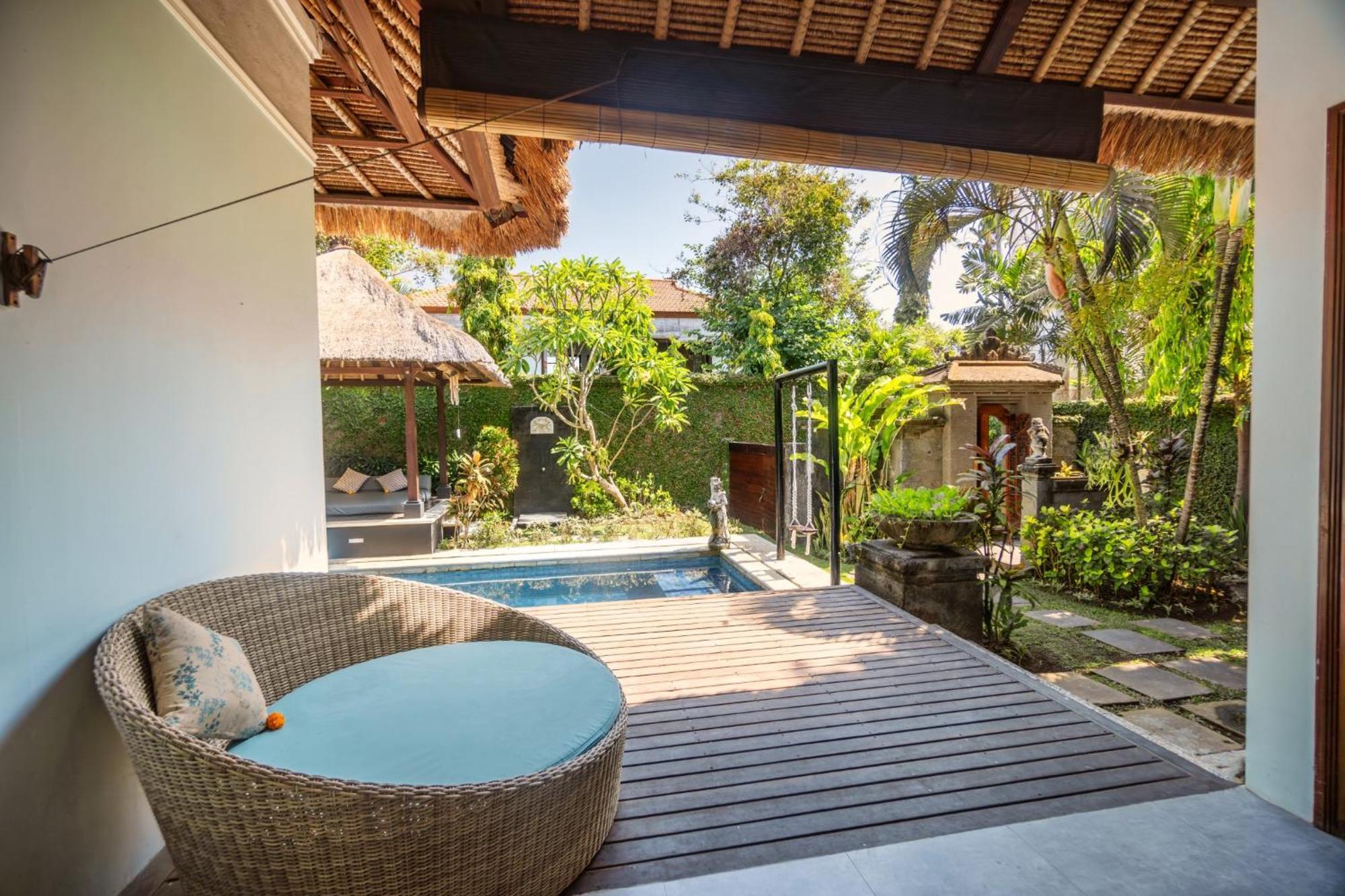 Kecapi Villa Seminyak Esterno foto