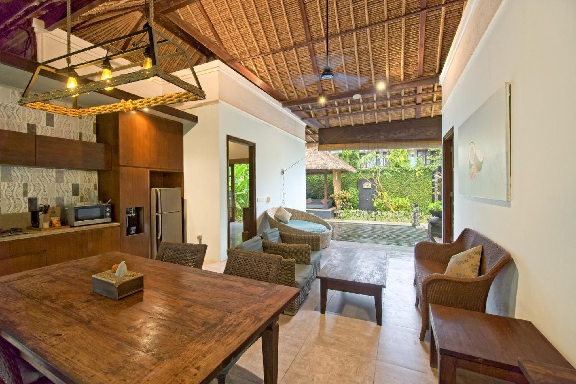Kecapi Villa Seminyak Esterno foto
